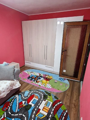 Proprietar vand apartament  - imagine 8
