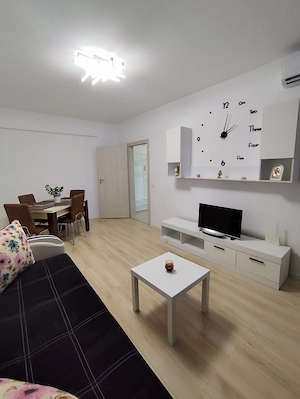 Închiriez apartament modern direct proprietar!