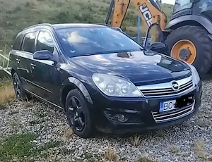Opel Astra H station wagon 1.9 cdti an 2008 - imagine 4