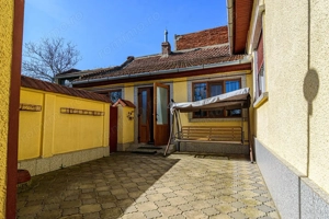Casa in Lugoj pe Str. Nuferilor - imagine 2