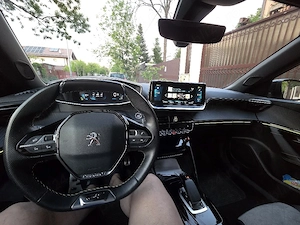 vand Peugeot e 2008 - imagine 9