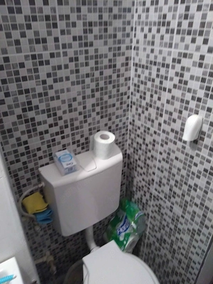 Proprietar ofer ap. cu o cameră confort 1 etaj 1 - imagine 5
