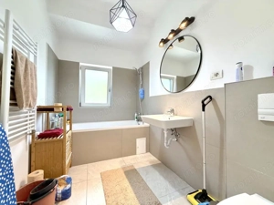 Apartament elegant, 2 camere, 50 mp utili, etaj 2 - Dumbravita - imagine 6