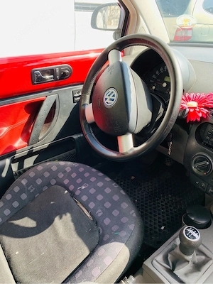 VW New Beetle 2001   Benzină 2.0, Trapă electrică - imagine 2