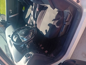 Vand schimb Nissan Qashqai 2013 - imagine 3