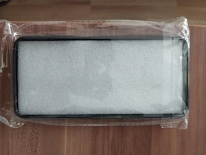 ocazie - pret imbatabil ptr 1 husa si 4 folii sticla ptr. telefon motorola 15 G
