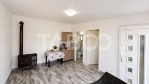 Teren de vanzare 500 mp + cabana la cheie cu utilitati Sura Mare - imagine 4