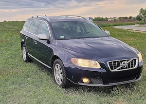 Volvo V70 D3   2011, automat, motor 2.0 diesel 5 cilindri - imagine 2