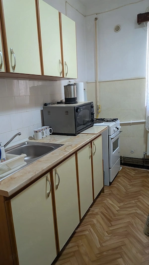 Apartament 2 camere PARTER   CENTRAL   mobilat complet   ideal locuit birou   Str. Întâi Mai - imagine 7