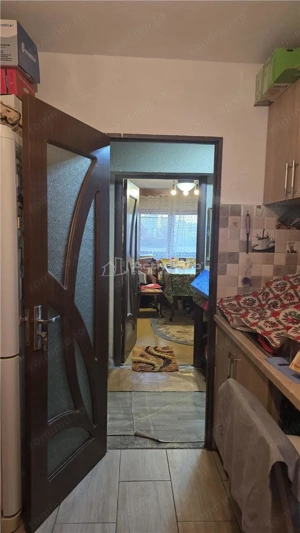Apartament 4 decomandat, etaj 1, CT - Mall Electroputere - imagine 2