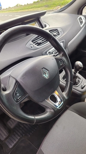 Renault Grand Scenic 1.6 dci 136cp 2013 7 locuri inmatriculata !!! - imagine 10