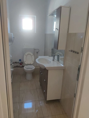 Spațiu comercial   birouri de închiriat   250 mp utili   Str. Meziadului 2B, Oradea - imagine 5