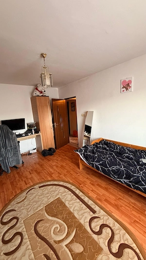 Vând apartament cu 3 camere in Baia Sprie - imagine 6