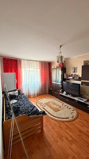 Vând apartament cu 3 camere in Baia Sprie - imagine 5