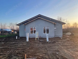 Duplex 4 camere - Mosnita Noua - toate utilitatile
