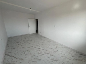 Disponibil Imediat. Decomandat. Bucatarie inchisa. Balcon. - imagine 7