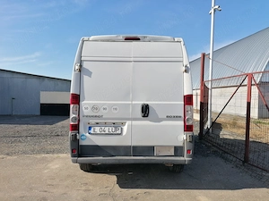 Vand Peugeot Boxer 2,2 ,stare perfecta de functionare - imagine 3