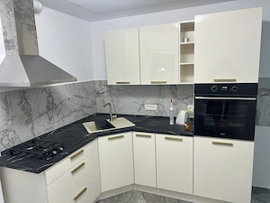Închiriez apartament 3 camere zona Soarelui  - imagine 4