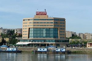 Hotel Esplanada 4* angajeaza ajutor bucatar si lucratori in bucatarie