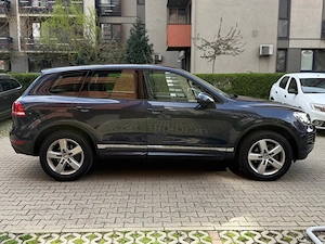 Volkswagen Touareg 3.0 TDI V6 Automat 4x4 - imagine 5