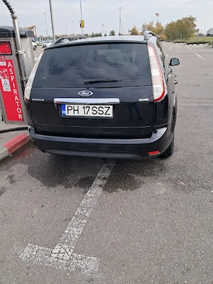 vand ford focus 2009 - imagine 4