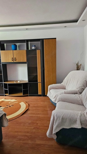 Apartament 3 camere de inchiriat, bloc reabilitat,  Romancierilor - imagine 2