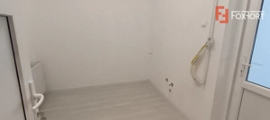 Apartament cu 2 camere la curte comuna + teren - zona Arad - imagine 5