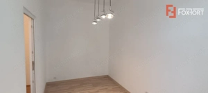 Apartament cu 2 camere la curte comuna + teren - zona Arad - imagine 2