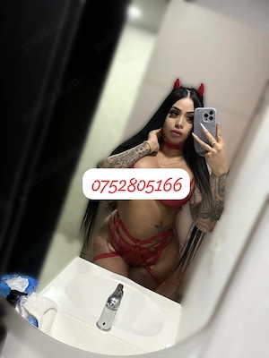 Bruneta transexuala  - imagine 3