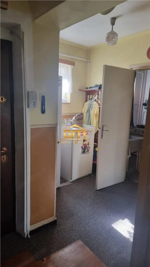 Apartament 3 camere de - Zona Traian, etaj 3 - imagine 7