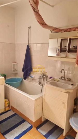 Apartament 3 camere de - Zona Traian, etaj 3 - imagine 9