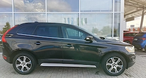 Vand Volvo XC 60 D4 Geartronic Summum - imagine 2