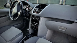 peugeot 207 1.6d 150 k km - imagine 3