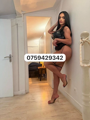 Transexuala sexy - imagine 2