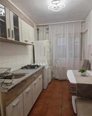 GIROCULUI - 2 CAM - PARTER INALT - BLOC IZOLAT - BALCON - imagine 3
