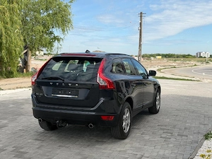Volvo XC60 Diesel 4x4 - imagine 4