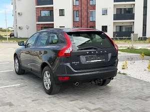 Volvo XC60 Diesel 4x4 - imagine 3