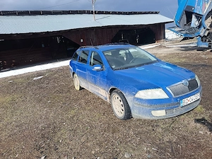 Dezmembrez Skoda Octavia 2  - imagine 4