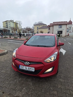 HYUNDAI i30 1.4diesel 2012