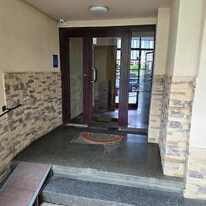  Apartament într-o clădire unică din București    Blocul Fals  | Ultracentral | 80 mp - imagine 3