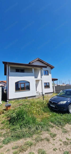 Vila P+1, zona linistita, pentru doua famili. - imagine 4