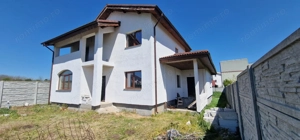 Vila P+1, zona linistita, pentru doua famili. - imagine 2