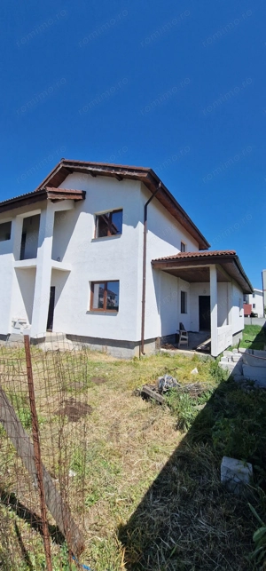 Vila P+1, zona linistita, pentru doua famili. - imagine 6