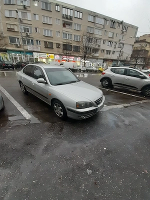 vand Hyundai elentra euro4 motor 1, 6benzina  proprietar  - imagine 8