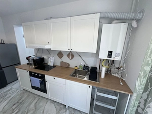 Doua parcari. Zona Braytim - langa Musicescu. Mobilat si utilat - imagine 8
