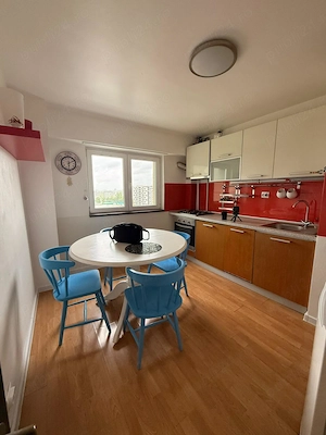 Inchiriez apartament cu 2 camere, decomandat, Sos Colentina