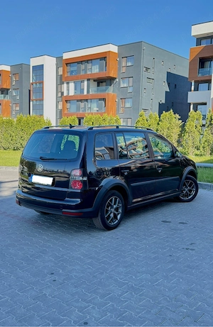 VW Touran Cross 2.0 Diesel 170 Cai 2008 - imagine 4