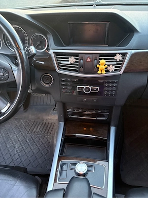 Mercedes E220 W212 - imagine 3