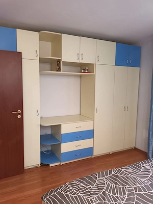 Agentie inchiriez 2 camere decomandate Brazda -Paltinis K-uri ,etaj,Centrala - imagine 7
