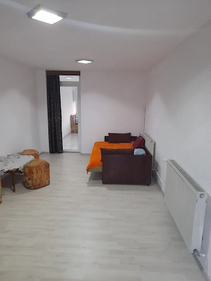 închiriere apartament la casa  - imagine 2